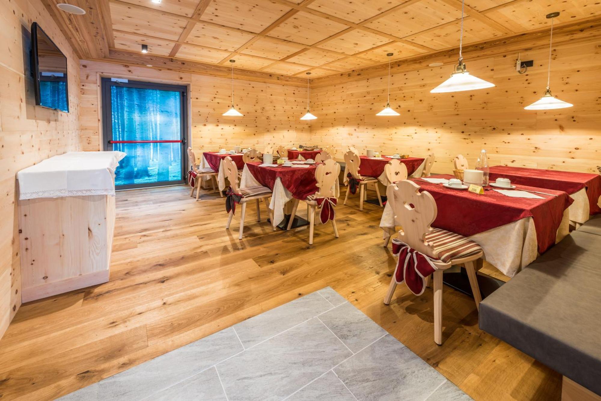 Fontanella Hotel 3*